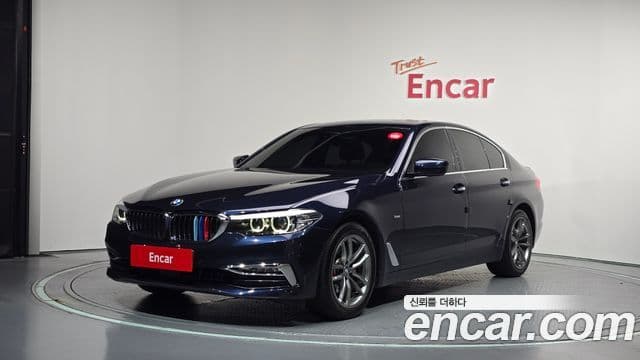 BMW 5 Series (G30)