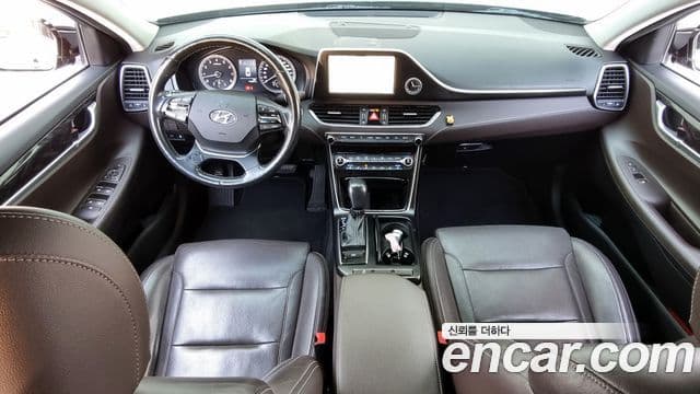Hyundai Grandeur IG 4