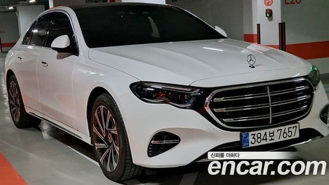 Mercedes-Benz E-Class W214 3