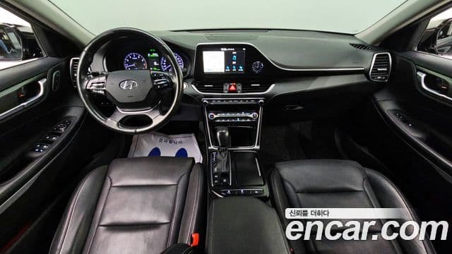 Hyundai Grandeur IG 4