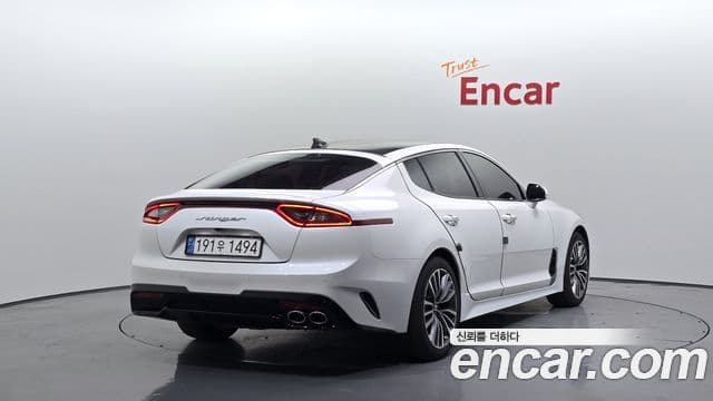 Kia Stinger 2