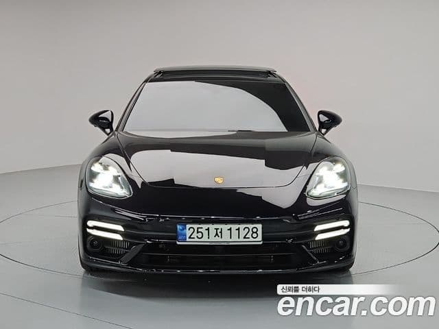 Porsche Panamera (971) 1