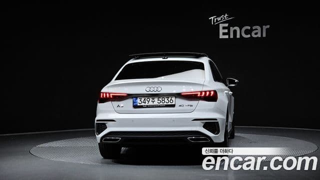 Audi A3 (8Y) 3