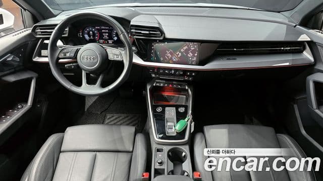 Audi A3 (8Y) 4