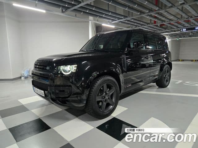Land Rover Defender (L663) 3