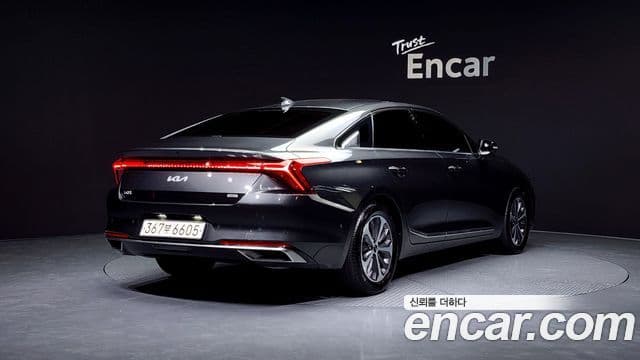 Kia K8 Hybrid 2