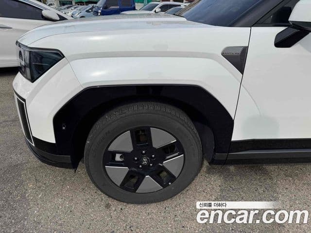Hyundai Santa Fe (MX5) 3
