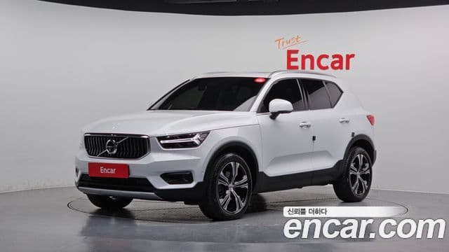 Volvo XC40 1