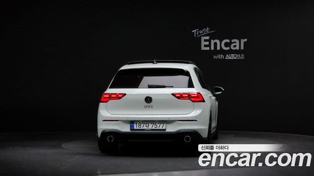Volkswagen Golf 8th Gen 4