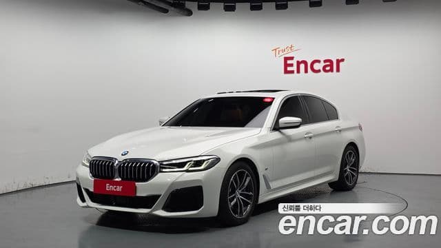 BMW 5 Series (G30)