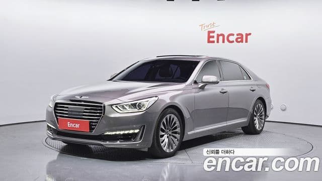 Genesis EQ900