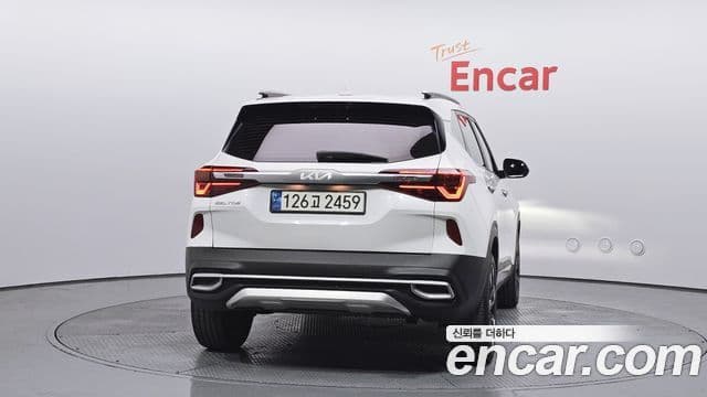 Kia Seltos 4