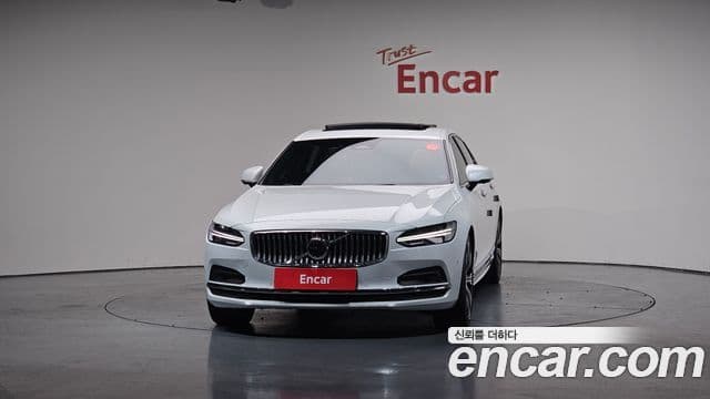 Volvo S90 3
