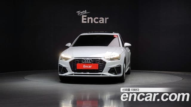 Audi A4 (B9) 3
