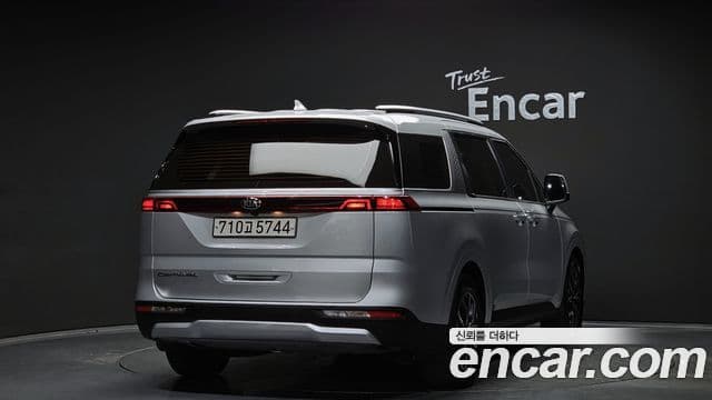 Kia Carnival 4th Gen 2