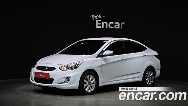 Hyundai Accent (New) 1