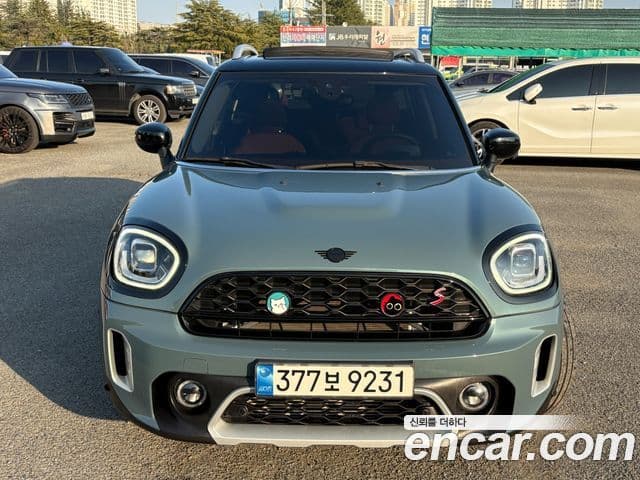 MINI Cooper S Countryman 2