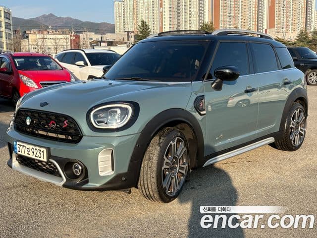 MINI Cooper S Countryman 3