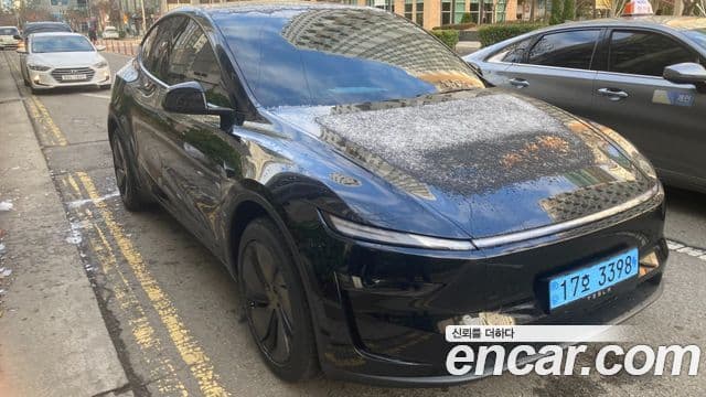 Tesla Model Y 3