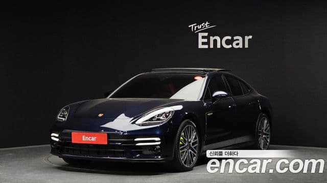 Porsche Panamera (971) 1