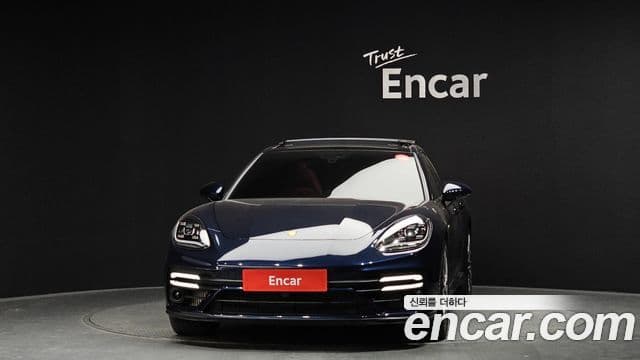 Porsche Panamera (971) 3