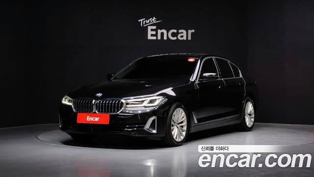 BMW 5 Series (G30)