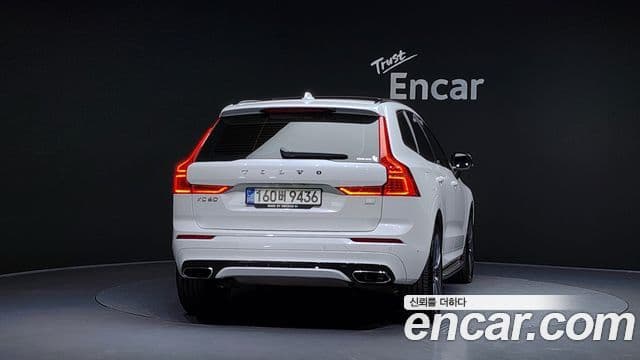 Volvo XC60 2nd Gen 4