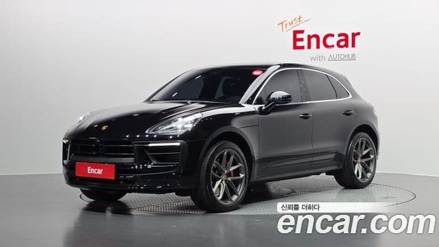 Porsche Macan 1