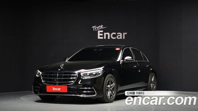 Mercedes-Benz S-Class W223 1