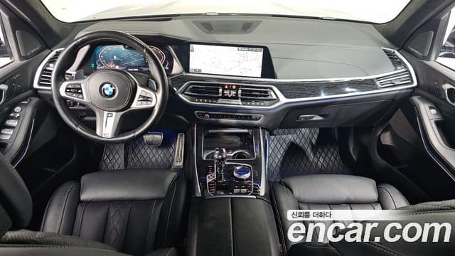 BMW X7 (G07) 4