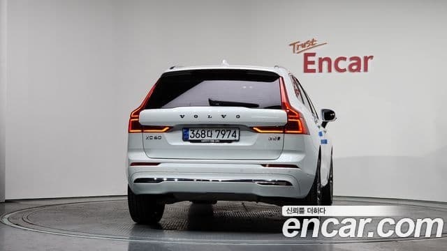 Volvo XC60 2nd Gen 4