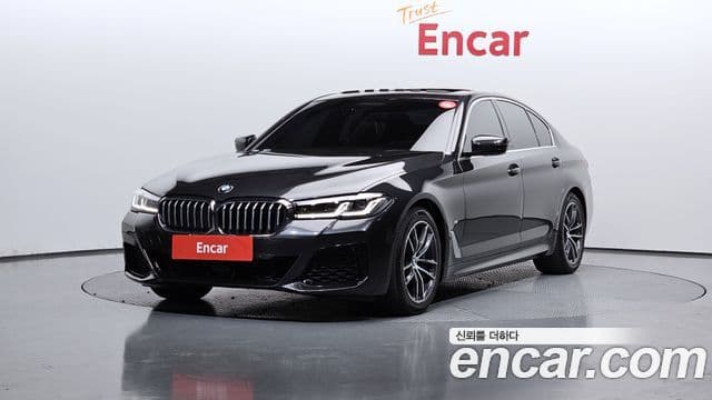 BMW 5 Series (G30)