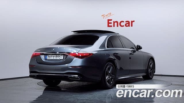 Mercedes-Benz S-Class W223 2