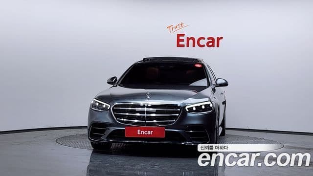 Mercedes-Benz S-Class W223 3