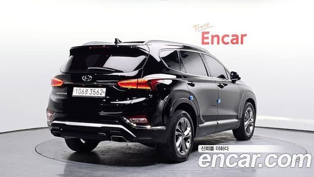 Hyundai Santa Fe TM 2