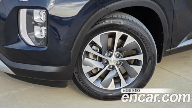 Hyundai Palisade 2
