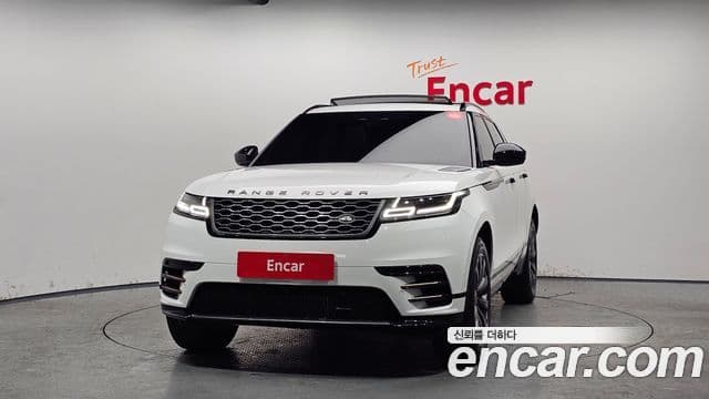 Land Rover Range Rover Velar 3