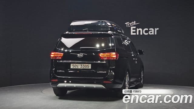 Kia The New Carnival 4