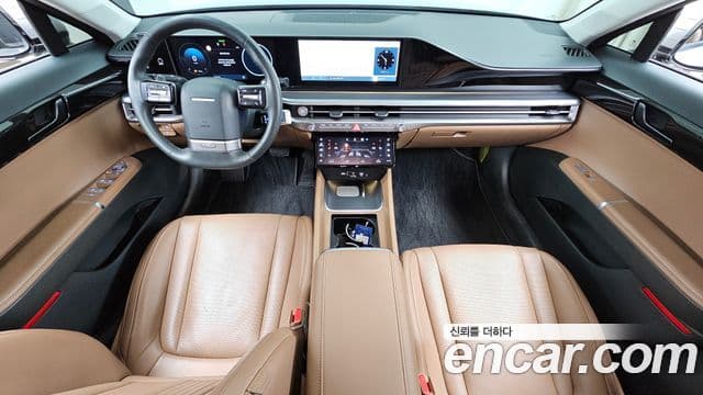 Hyundai Grandeur (GN7) 4