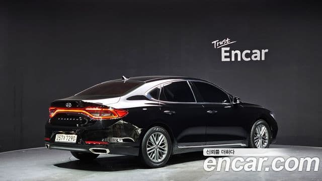 Hyundai Grandeur IG 2