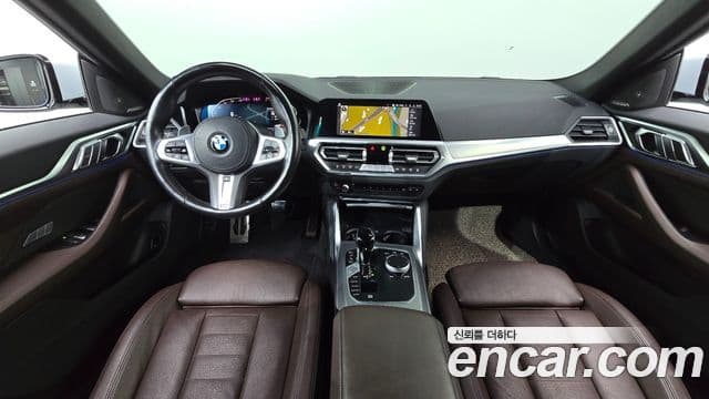 BMW 4 Series (G22) 4