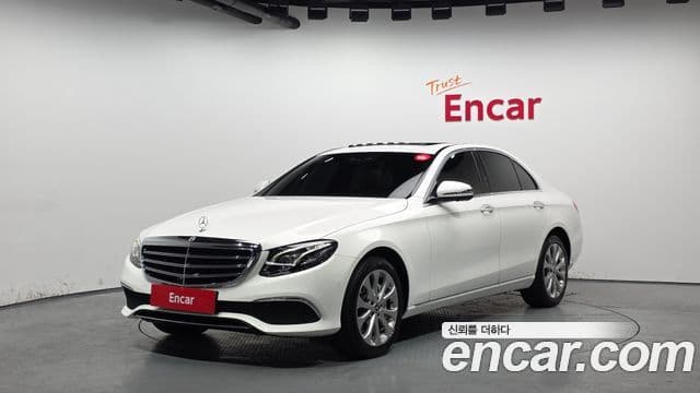 Mercedes-Benz E-Class W213 1