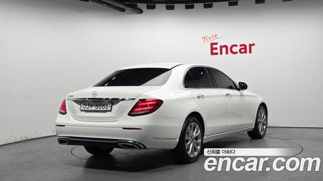 Mercedes-Benz E-Class W213 2