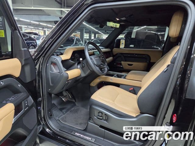Land Rover 디펜더 (L663) 4