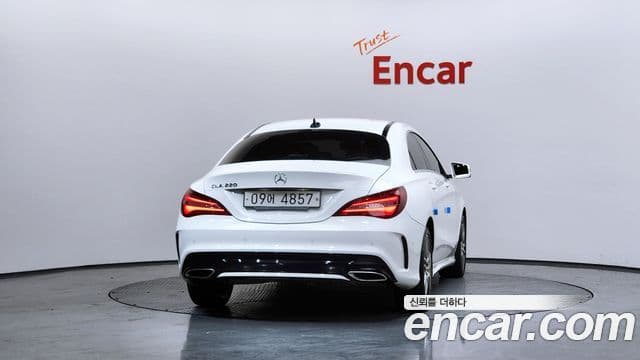 Mercedes-Benz CLA-Class C117 4