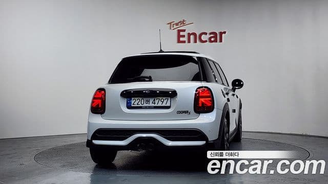 MINI Cooper S 4