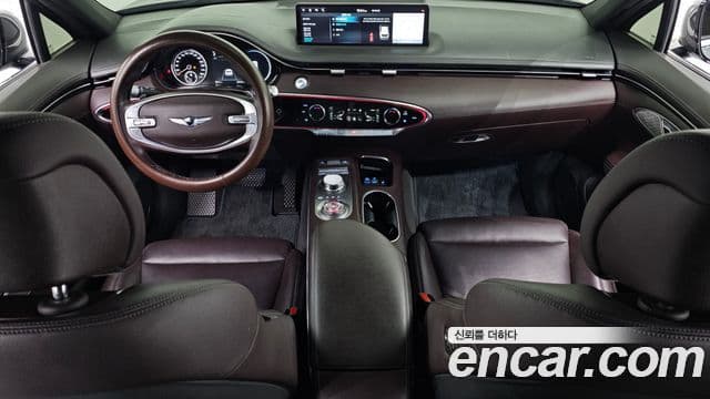 Genesis GV70 4