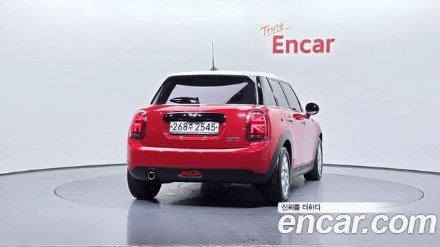 MINI Cooper 4