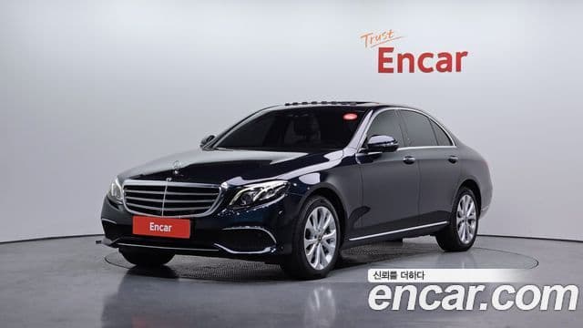Mercedes-Benz E-Class W213 1