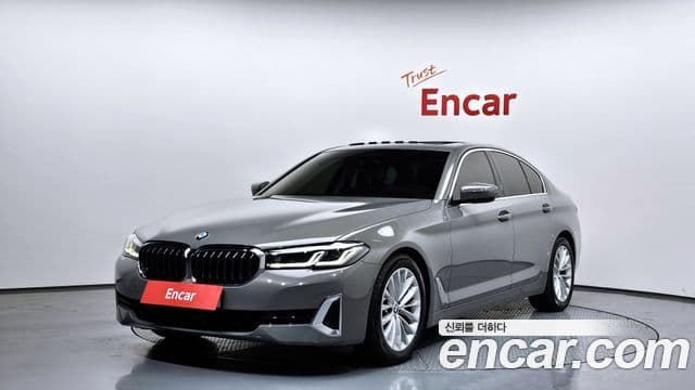 BMW 5 Series (G30)